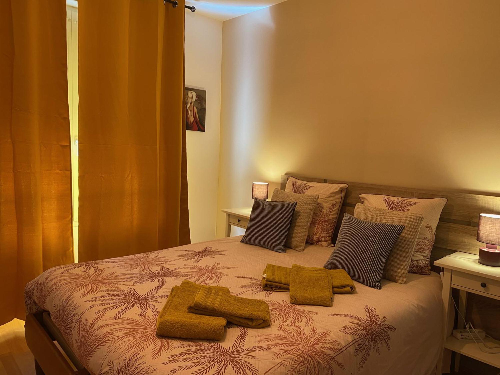 Parking Prive Gratuit, Balcon, 2 Chambres Clermont-Ferrand Eksteriør bilde