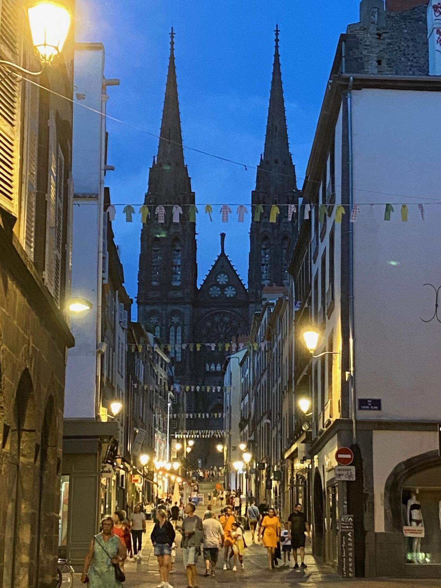 Parking Prive Gratuit, Balcon, 2 Chambres Clermont-Ferrand Eksteriør bilde